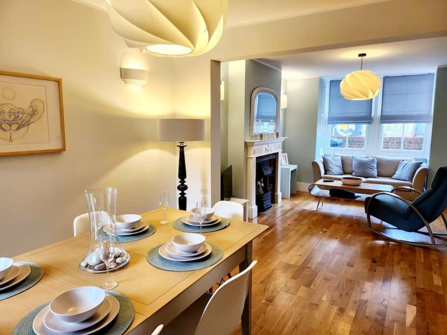 Stunning, Newly Renovated, Edwardian Townhouse Oxford Exterior foto